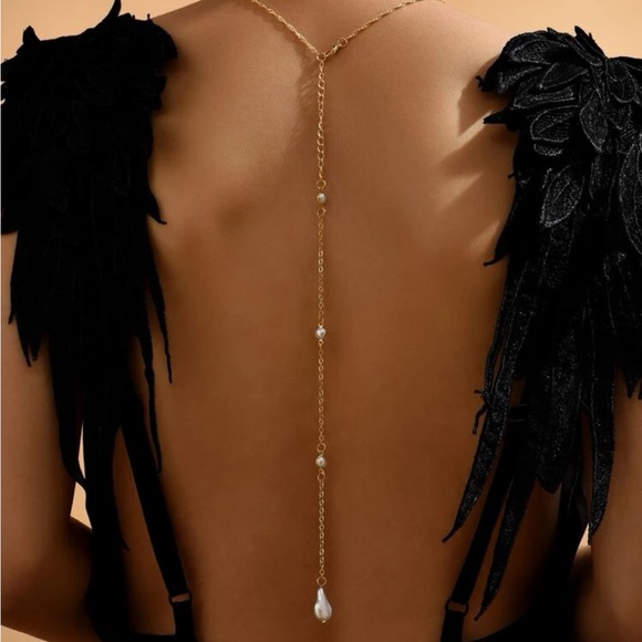 Jewelry - Necklace